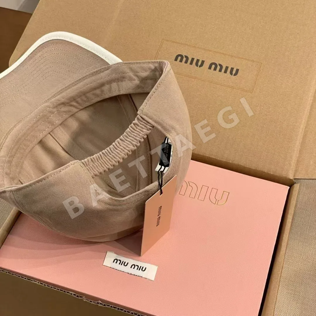 미우미우 자수 베이스볼캡 상세 이미지 7