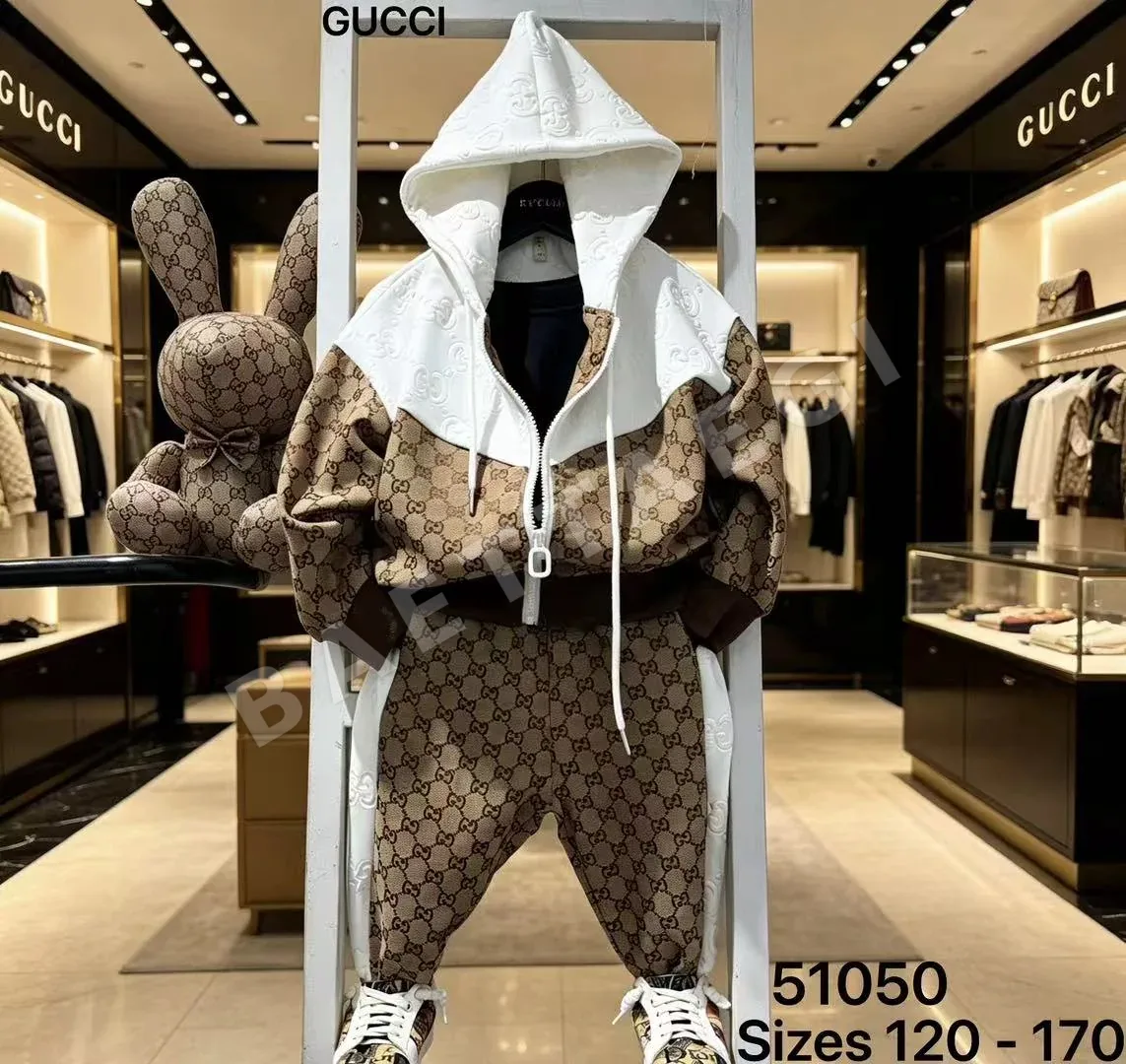 구찌 3D 엠보스 후드 스웨트셔츠 세트 키즈 팬츠 포함 169581