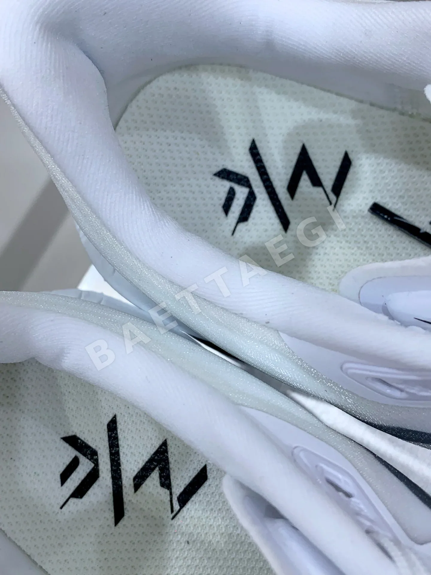 나이키에어줌 신발 상세 이미지 7