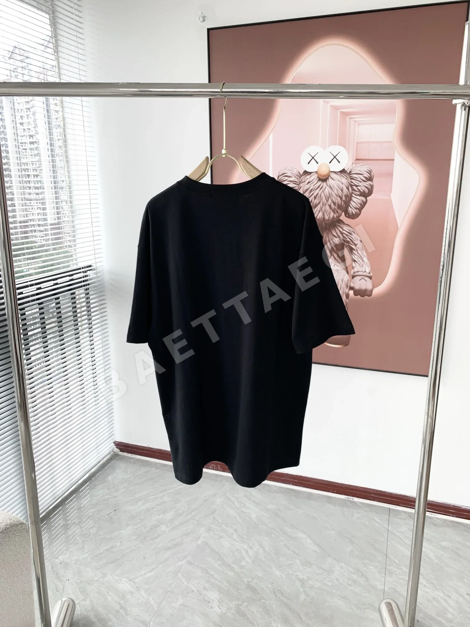구찌 로고 패턴 여성 반팔 티셔츠 상세 이미지 4
