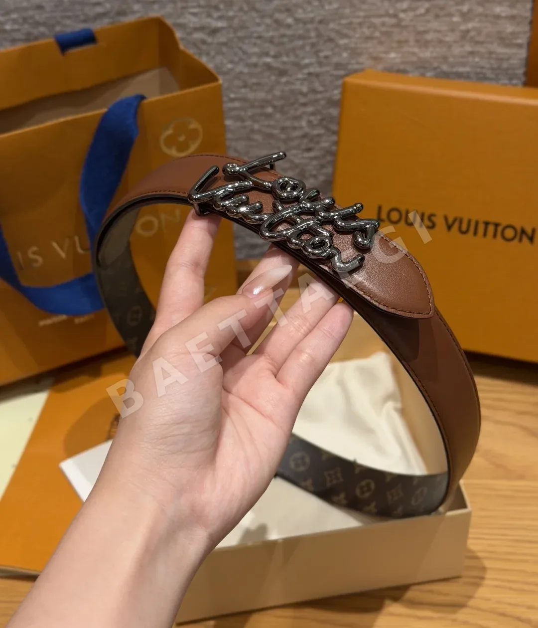 루이비통 스크립트 30mm 리버시블 벨트 상세 이미지 4