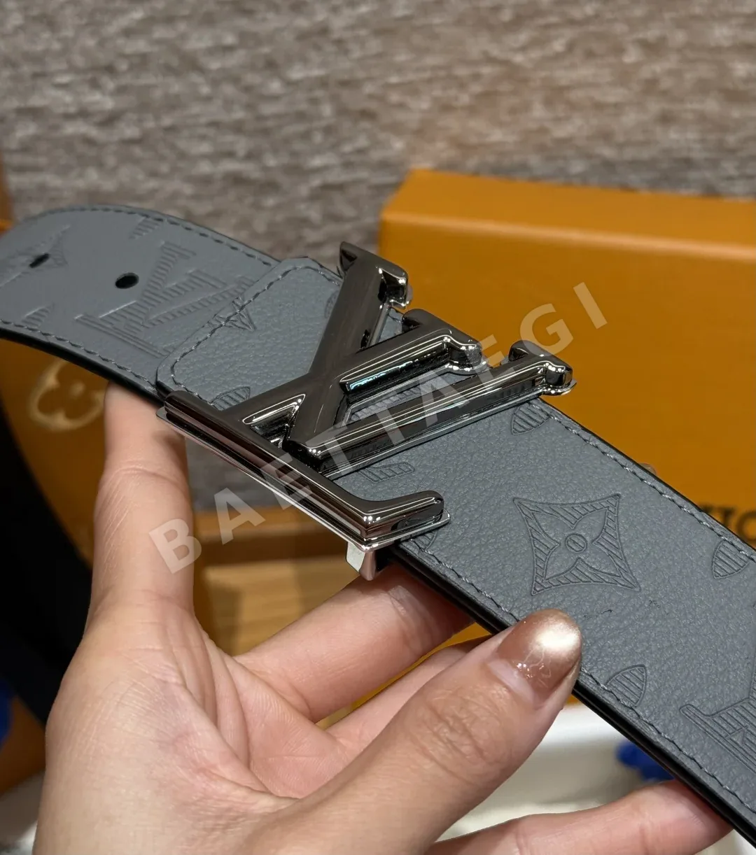 루이비통 피라미드 40mm 리버시블 벨트 상세 이미지 9