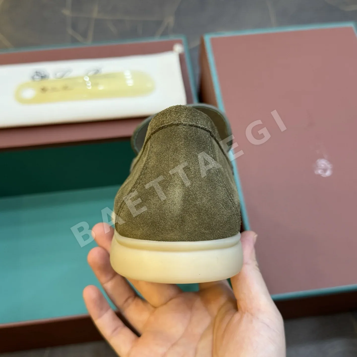 로로피아나 로퍼 스웨이드 상세 이미지 8