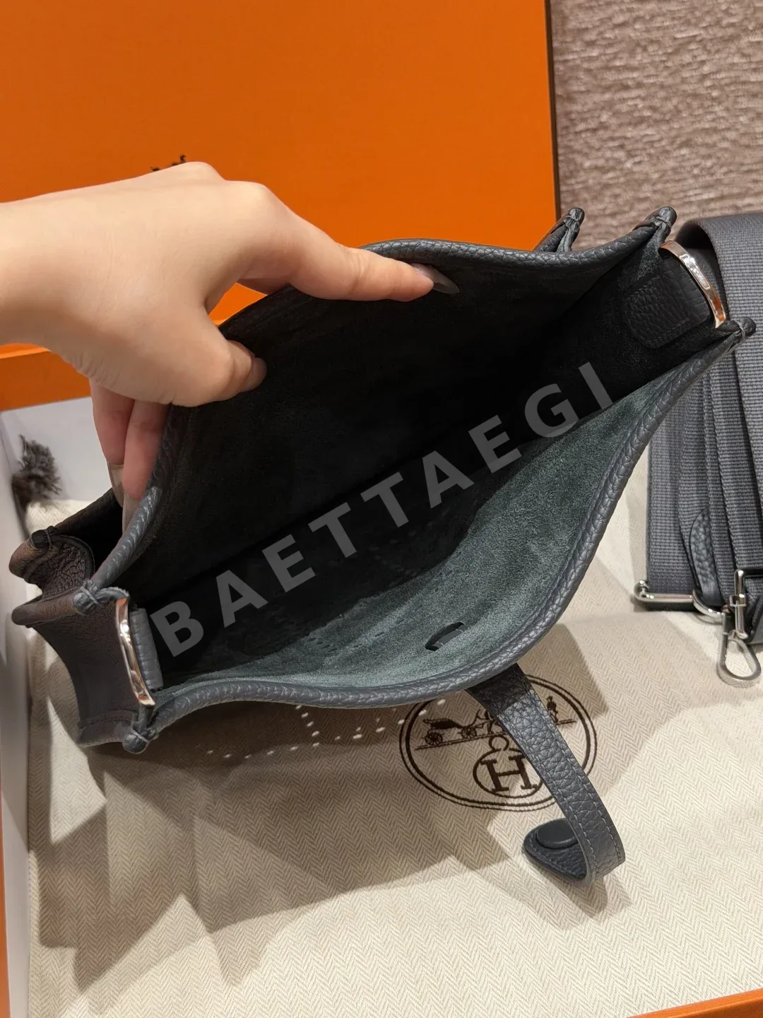에르메스 에블린 23 미스티 그레이 가방 상세 이미지 7
