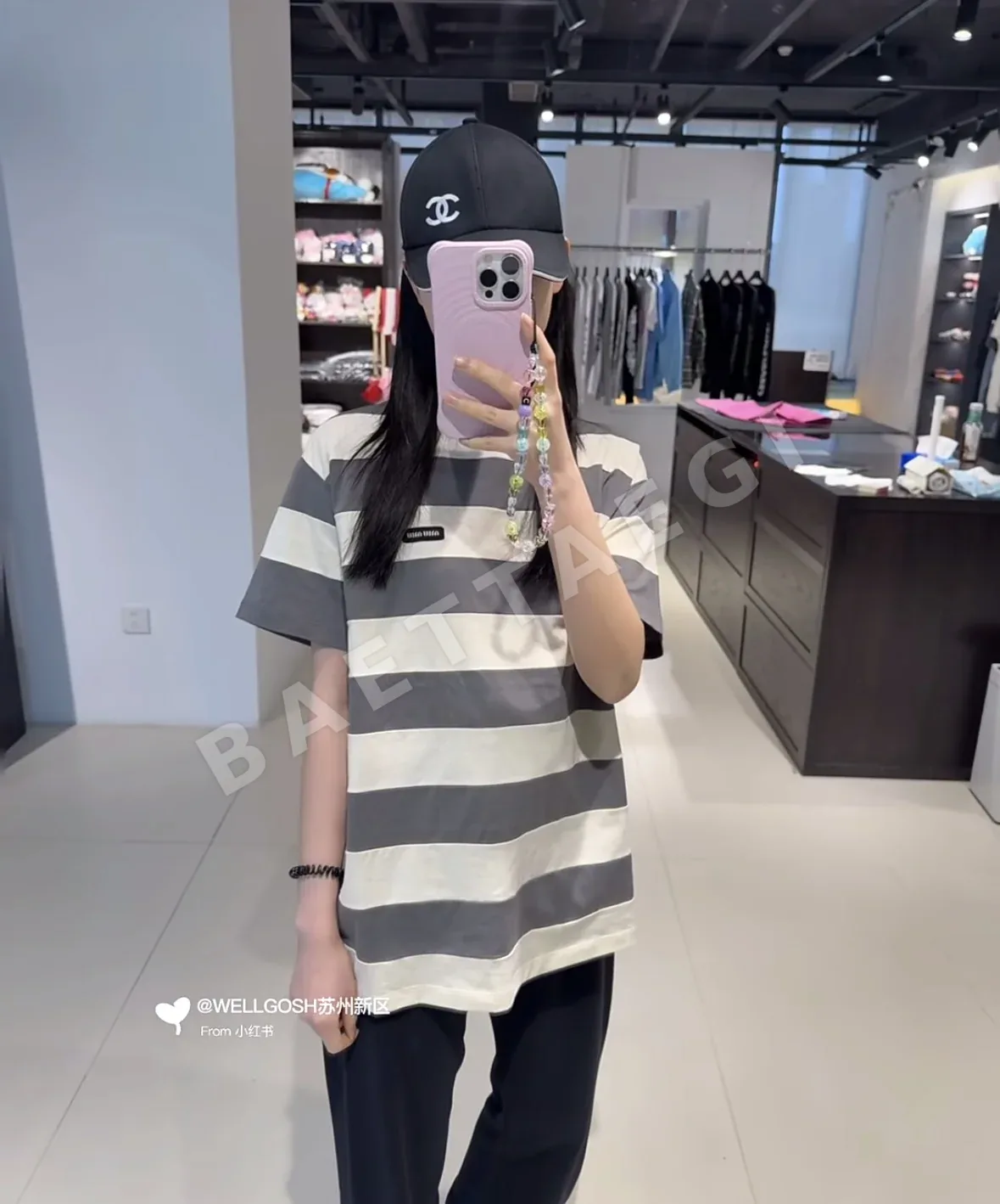 미우미우 봄여름 드롭 숄더 여성 반팔 티셔츠 상세 이미지 2