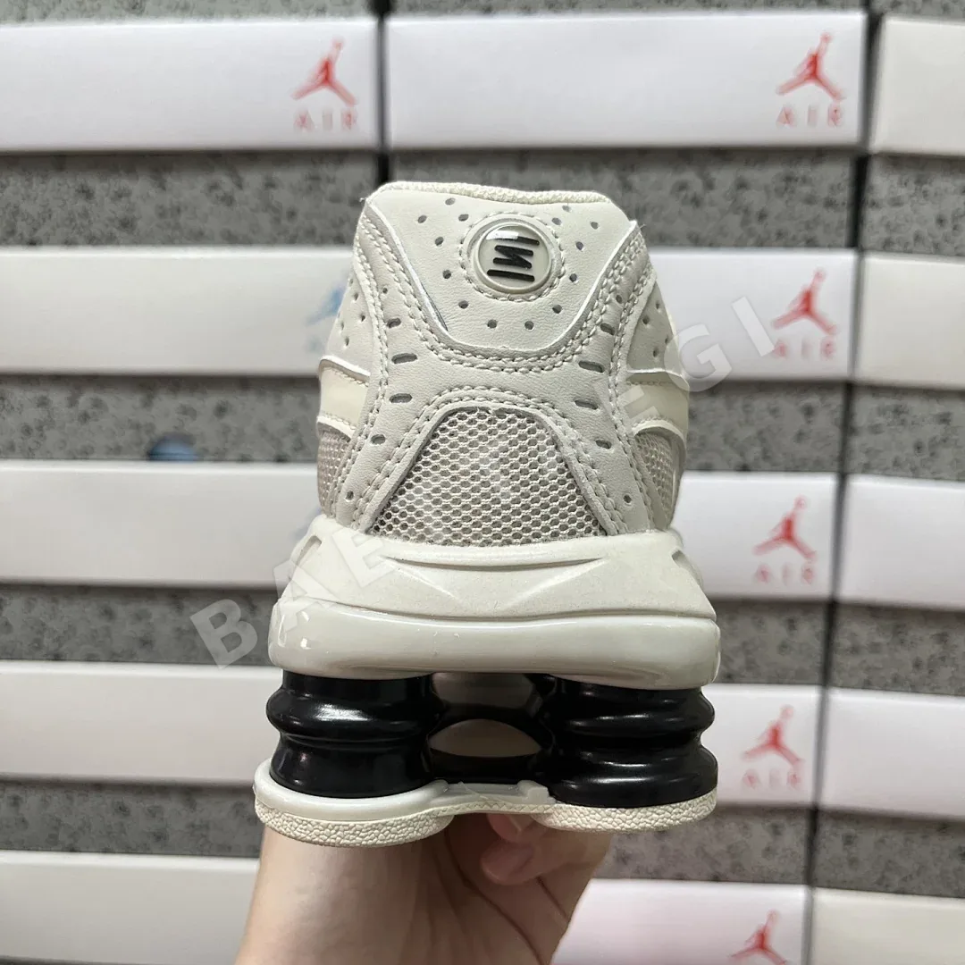 나이키 [WM] 샥스 II7635-002 201141 Nike Shox Ride 2 Light Bone Metallic Black 상세 이미지 7