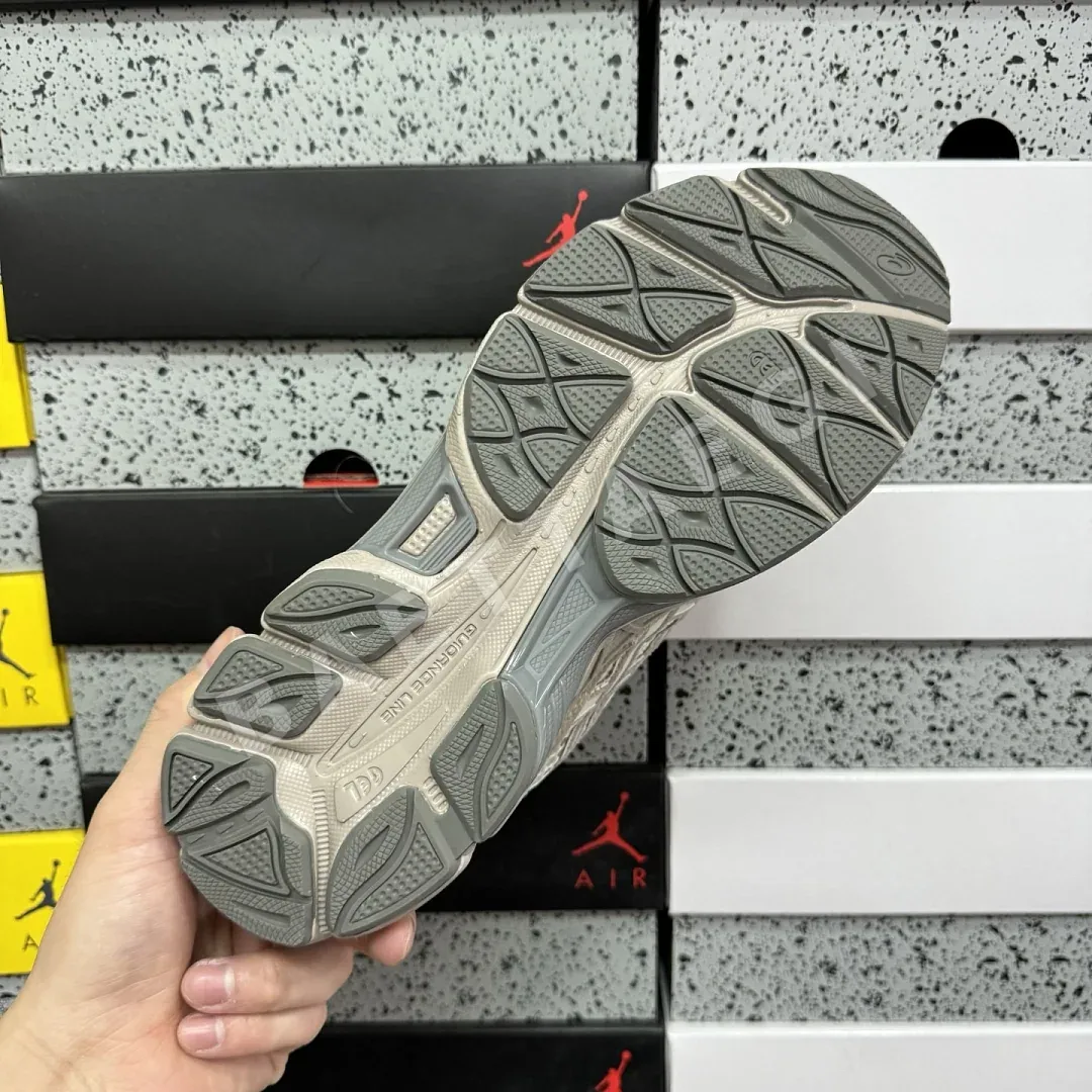 아식스 [GX] 젤 NYC 1203A372-100 200523 Asics Gel-NYC Cream Moonrock 상세 이미지 8