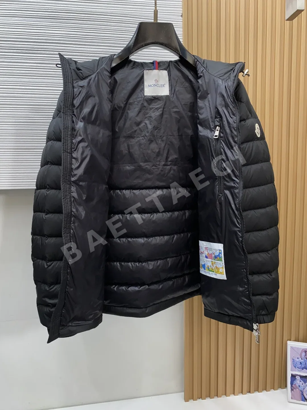 몽클레르 후드 남성 다운 패딩 재킷 상세 이미지 10
