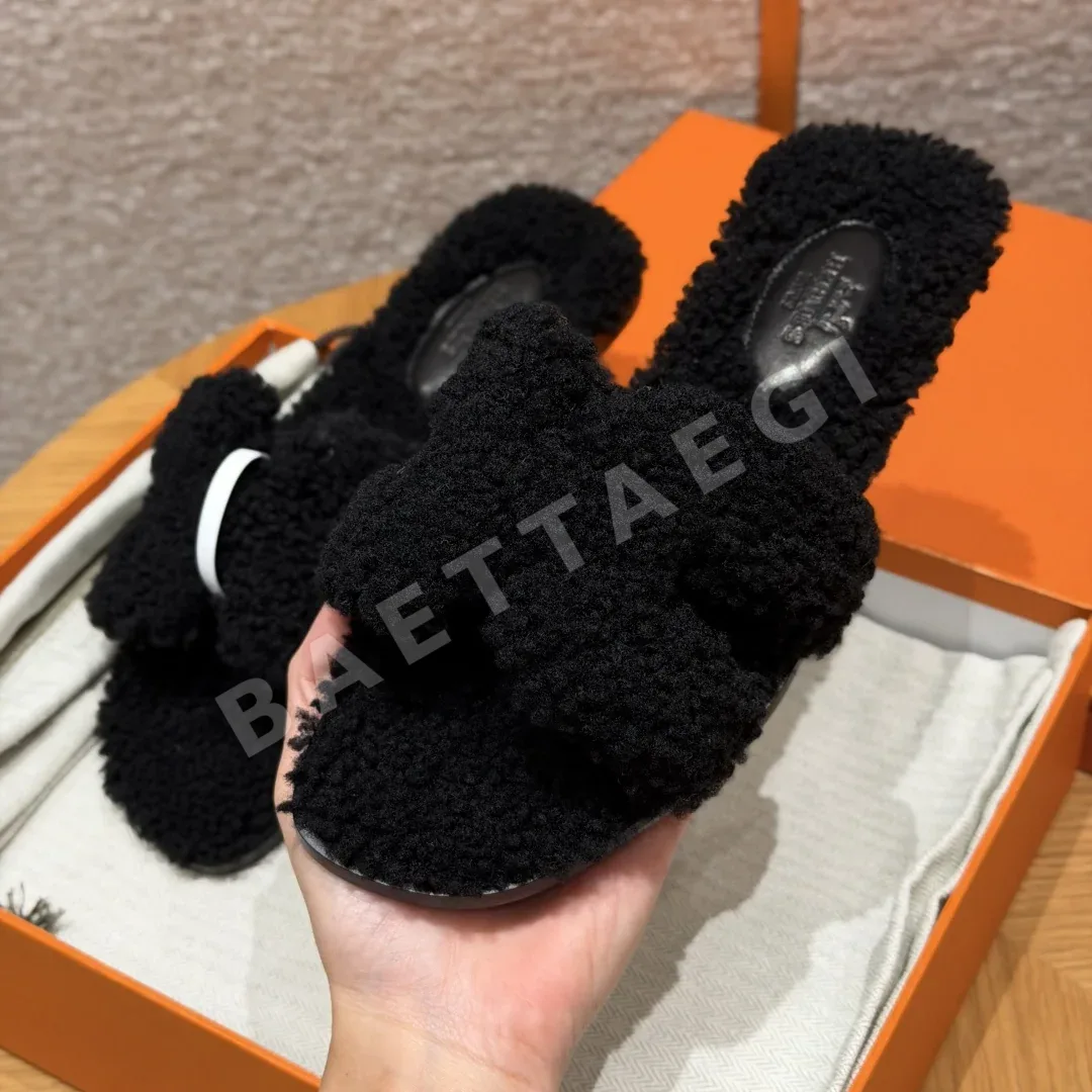 에르메스 오란 샌들 블랙 가죽 H 컷아웃 상세 이미지 2
