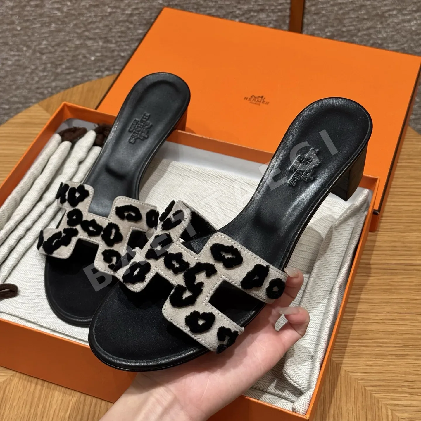 에르메스 오아시스 하이힐 샌들 상세 이미지 2