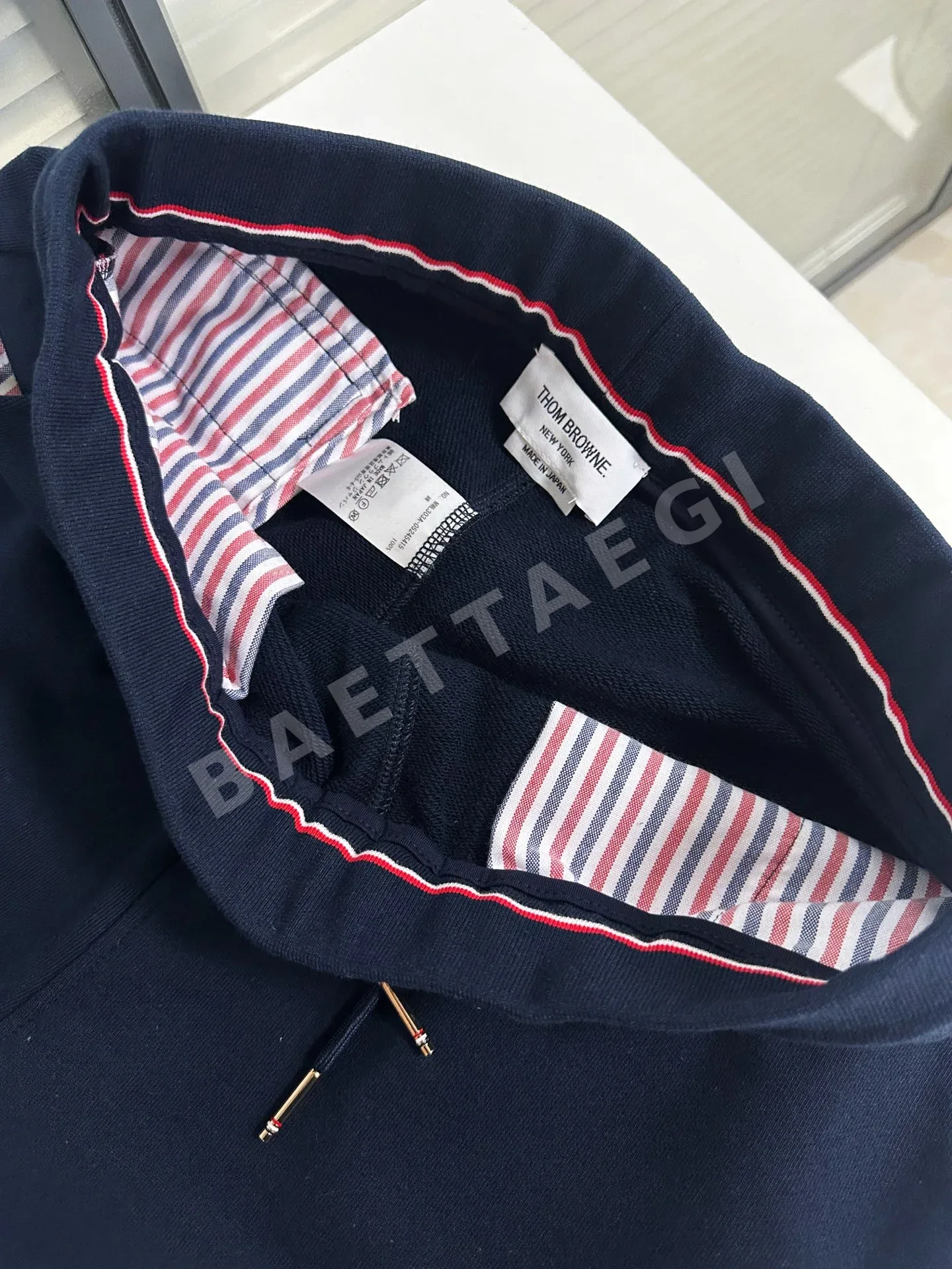 톰브라운 사선 하트 패턴 면 바지 상세 이미지 8