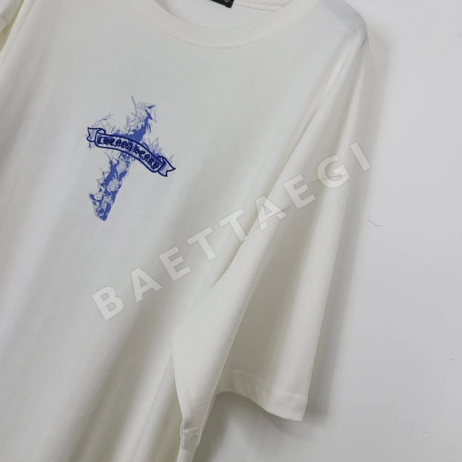 크롬하츠 크로스 폼 발포 프린트 반팔 티셔츠 상세 이미지 3