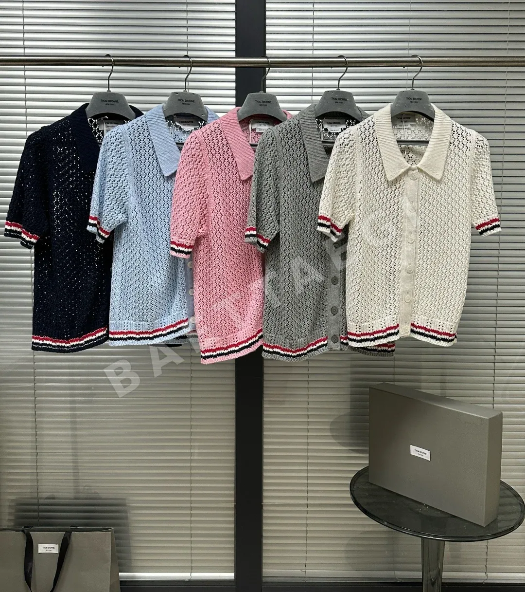 톰브라운 메시 퍼피 카라 반팔 셔츠 상세 이미지 3