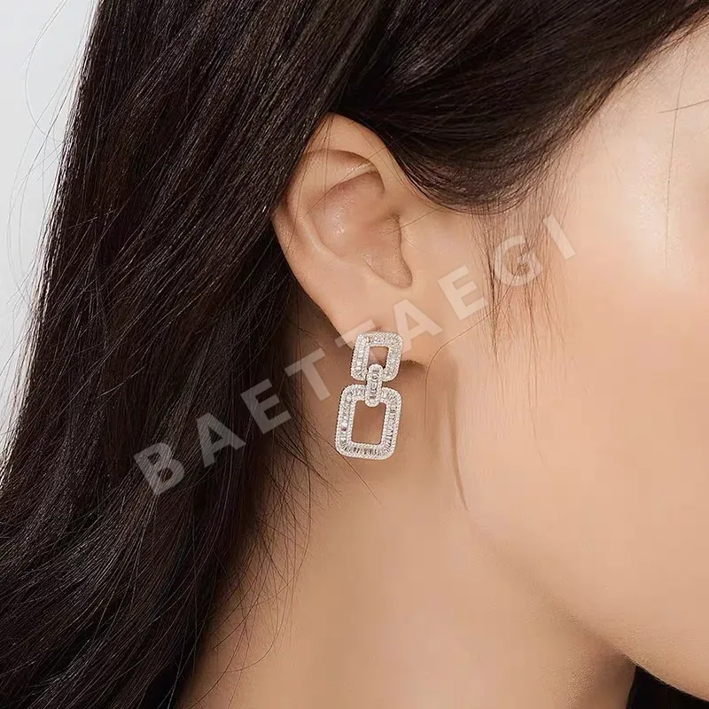 해리윈스턴 스텝 슬라이스 다이아몬드 스터드 귀걸이 상세 이미지 6