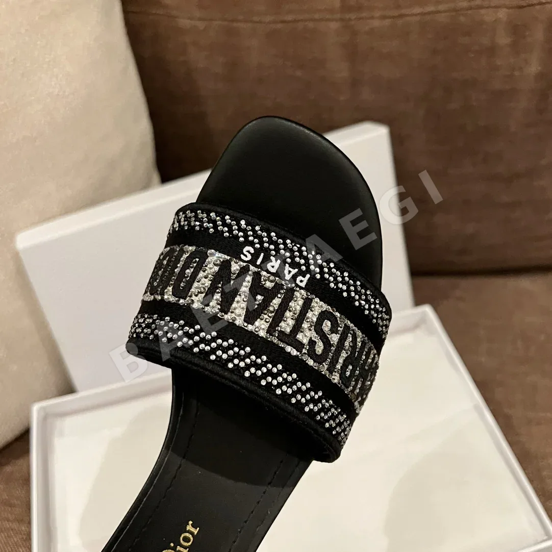 디올 Dway 자수 블랙 여성 샌들 상세 이미지 6