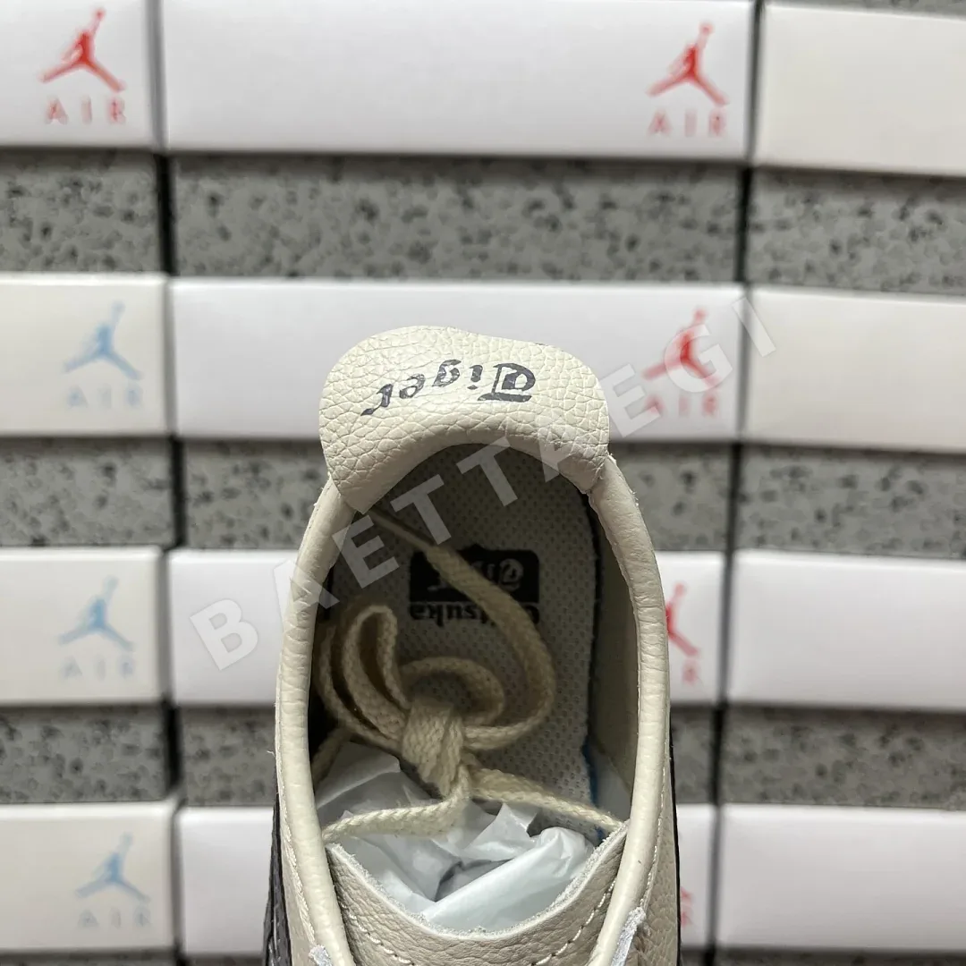 오니츠카타이거 [QC] 멕시코 66 1183A201-250 202292 Onitsuka Tiger Mexico 66 Oatmeal Carbon 상세 이미지 4