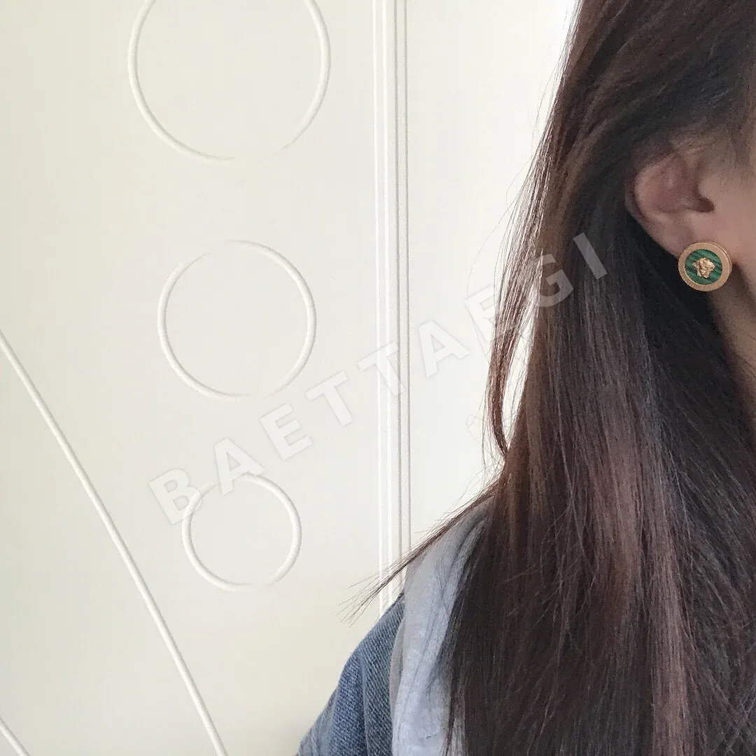 베르사체 메두사 헤드 귀걸이 상세 이미지 2