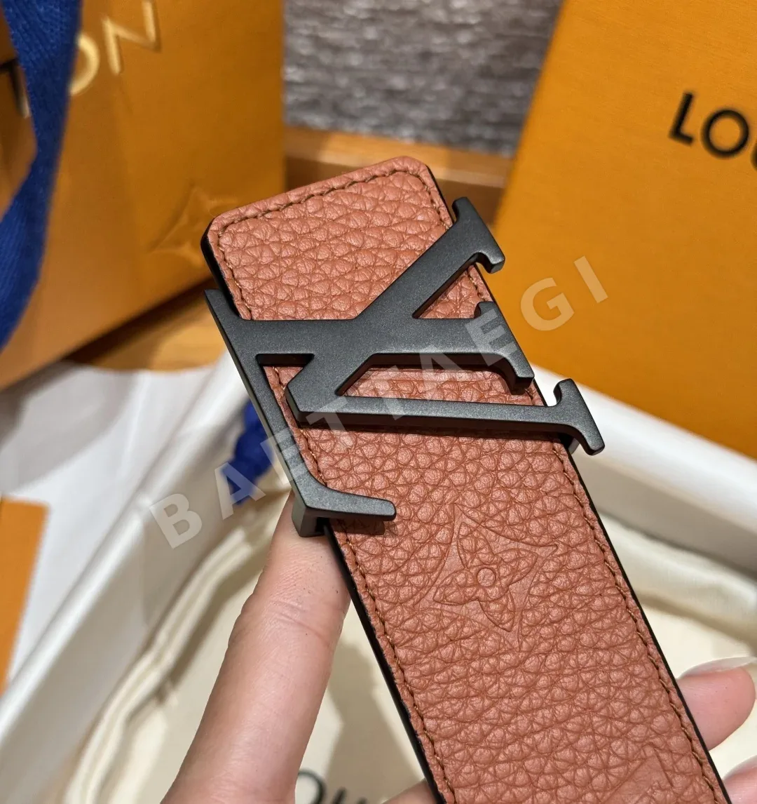 루이비통 JD350 타우릴롱 40mm 리버시블 벨트 상세 이미지 7