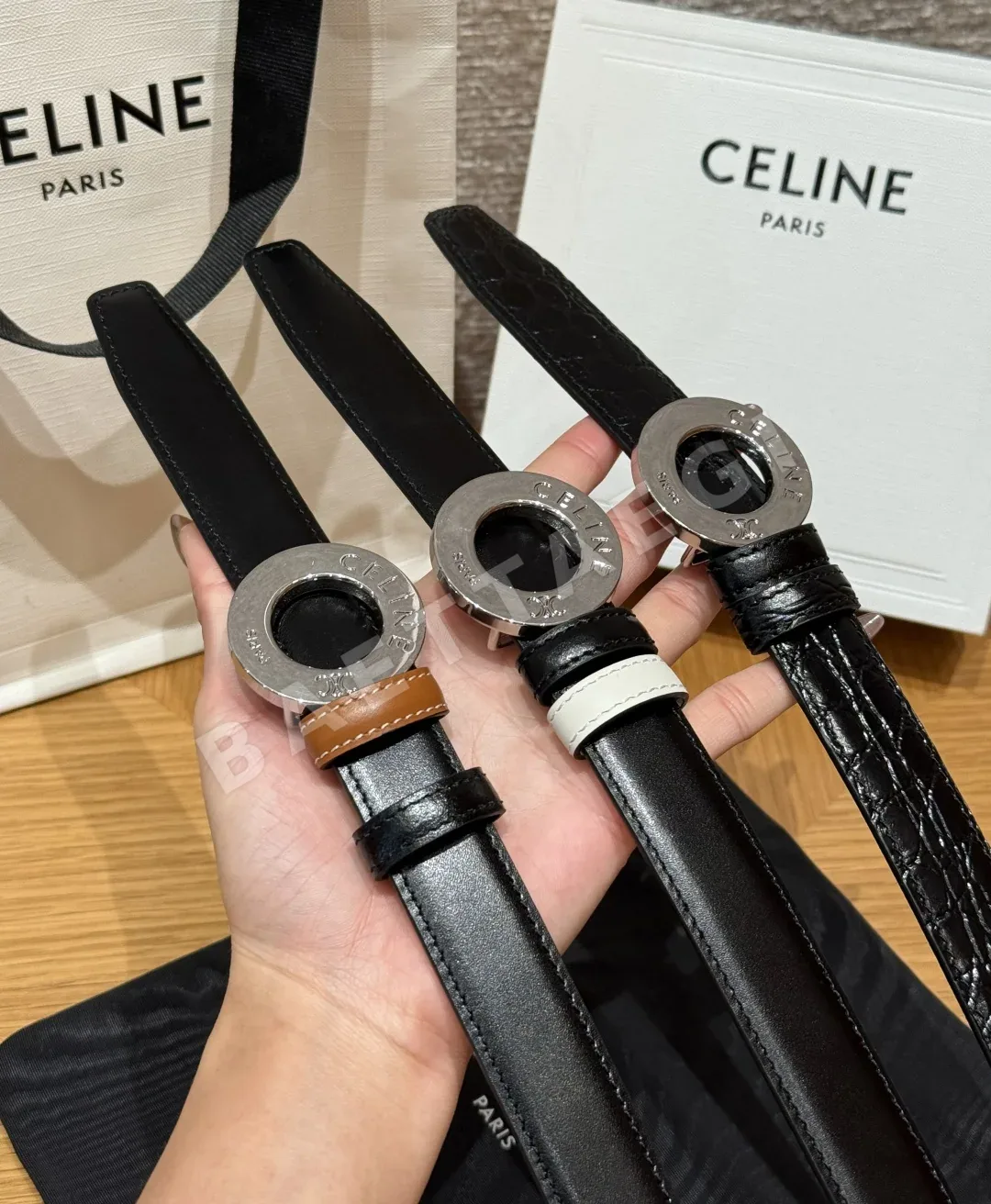 셀린느 차트 디스크 버클 양면 가죽 벨트 상세 이미지 2