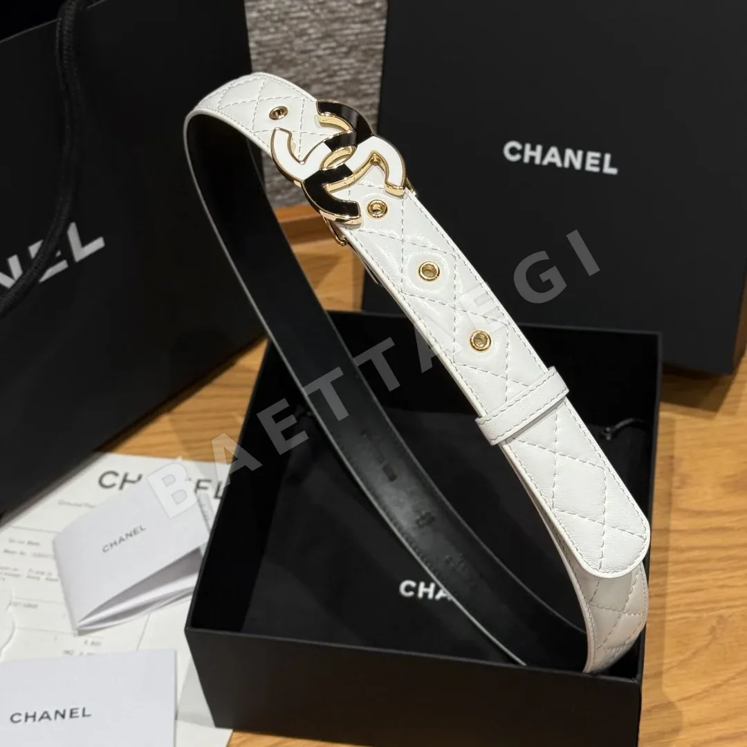 샤넬 클래식 더블 C 로고 램스킨 벨트 상세 이미지 4