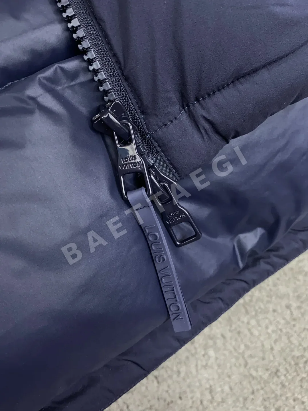 버버리 남성 패딩 점퍼 상세 이미지 8