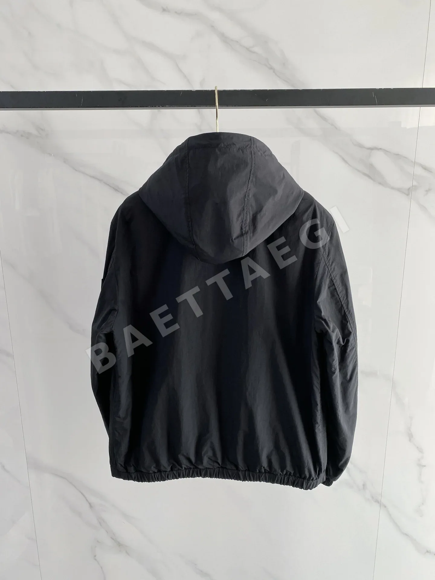 루이비통 2026 S/S 런웨이 클래식 가죽 라벨 재킷 19387 Louis Vuitton 상세 이미지 9