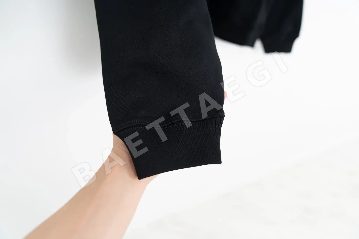 발렌시아가 로고 프린트 남성 후드 상세 이미지 8