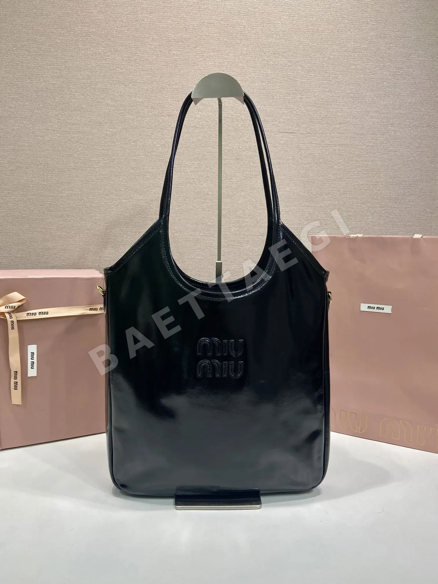미우미우 토트백 5BG311 상세 이미지 1