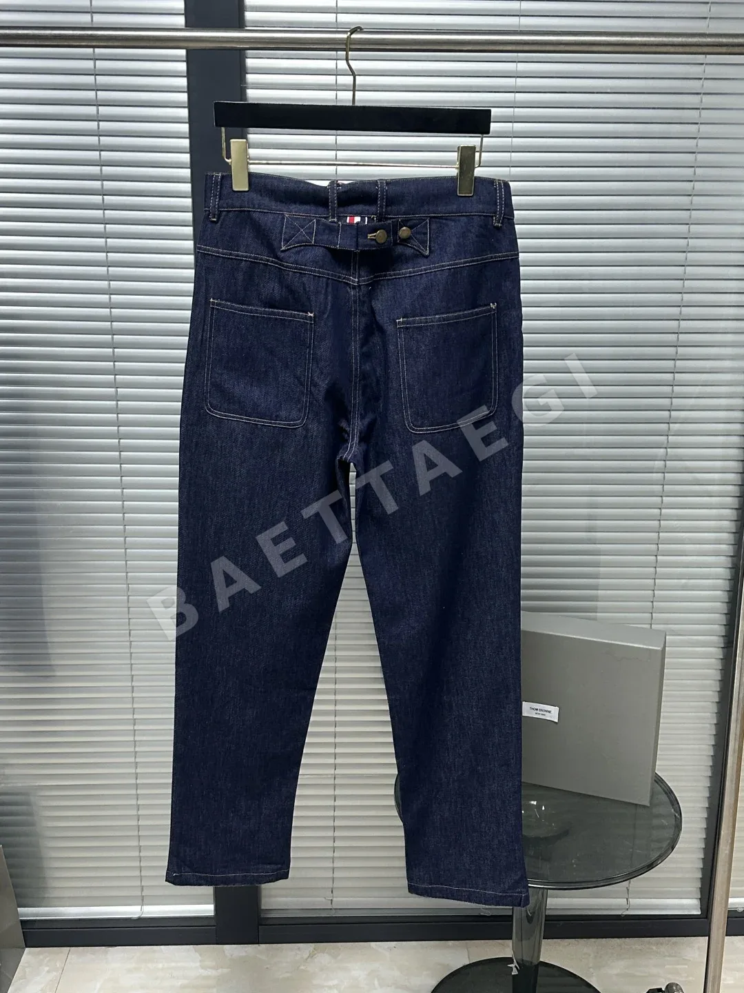 톰브라운 데님 남성 바지 상세 이미지 3