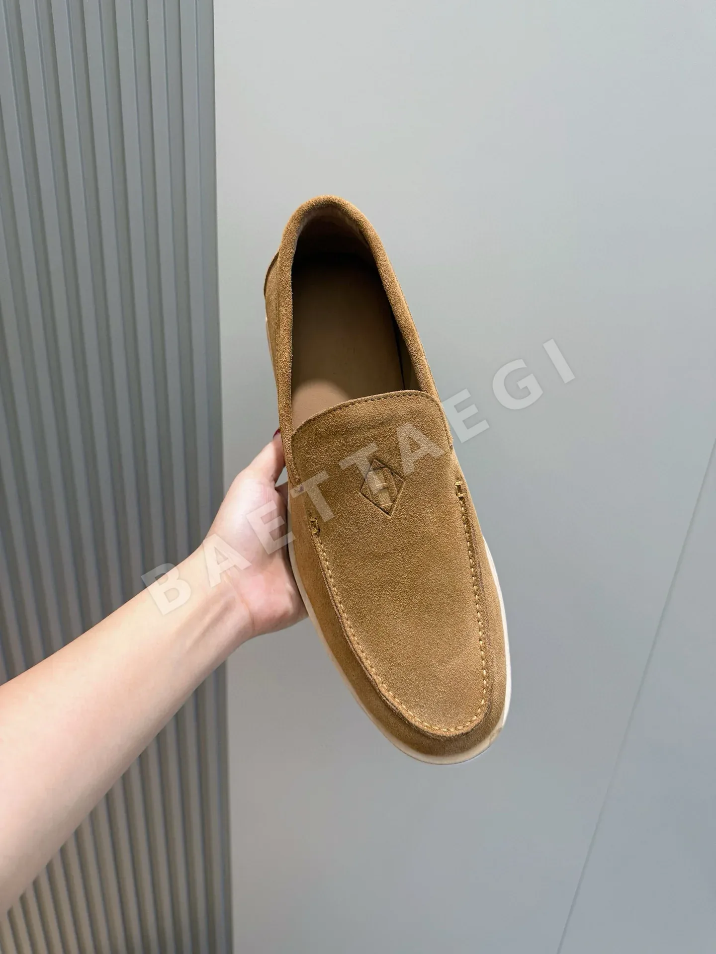 에르메스 로퍼 스웨이드 고트스킨 H 컷아웃 상세 이미지 5