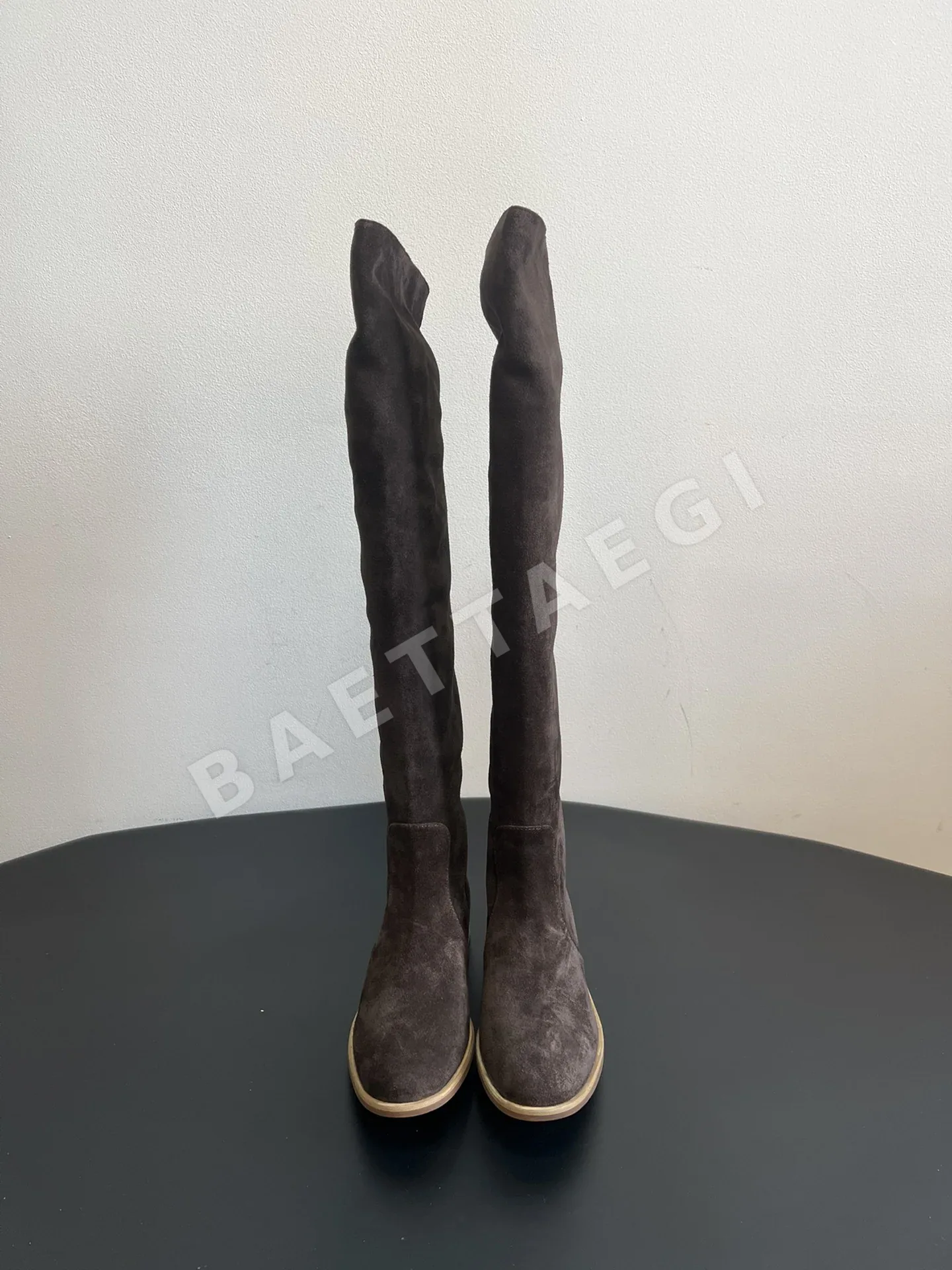 지안비토 스웨이드 오버니 부츠 75210