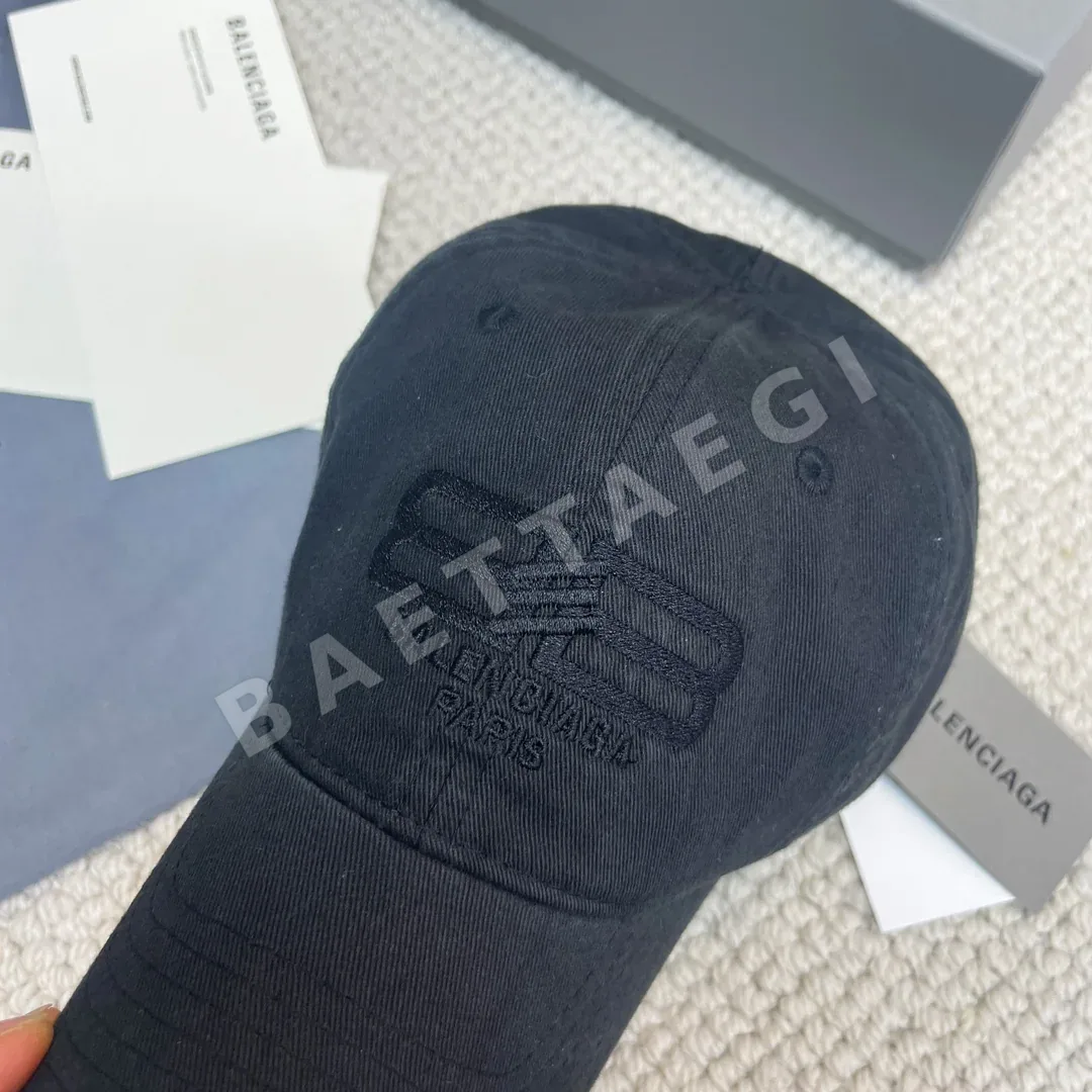 발렌시아가 더블 B 자수 야구모자 상세 이미지 3