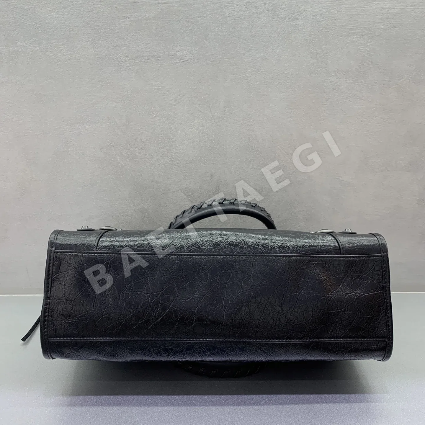 발렌시아가 르 시티 대형 핸드백 1157481180 상세 이미지 6