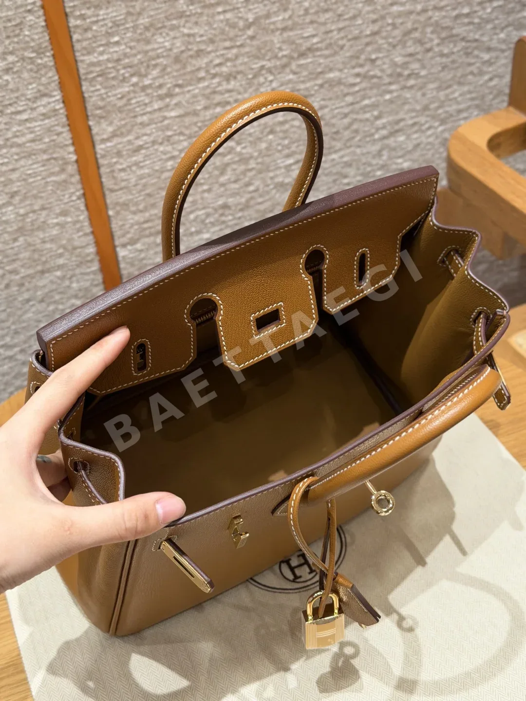 에르메스 버킨 25 염소가죽 가방 상세 이미지 6