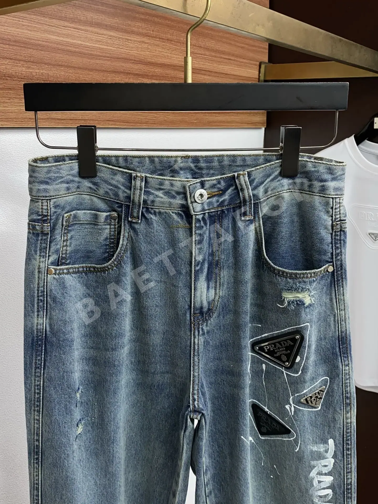 프라다 스트레이트 레그 헤비 워싱 데님 남성 바지 상세 이미지 3