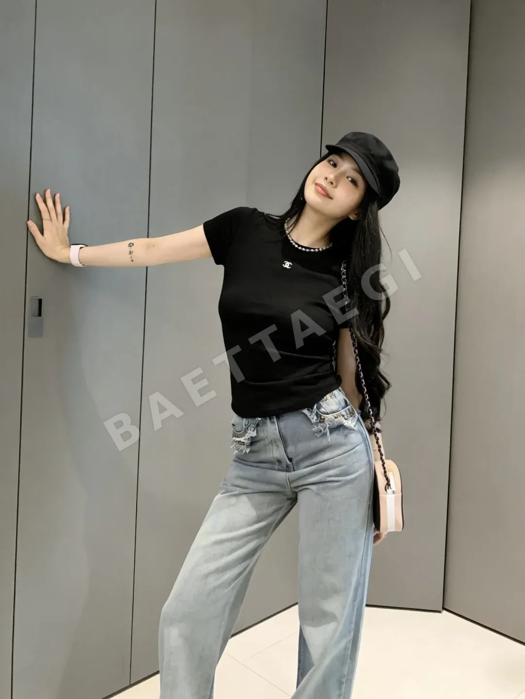 샤넬 여성용 반팔 티셔츠 상세 이미지 8