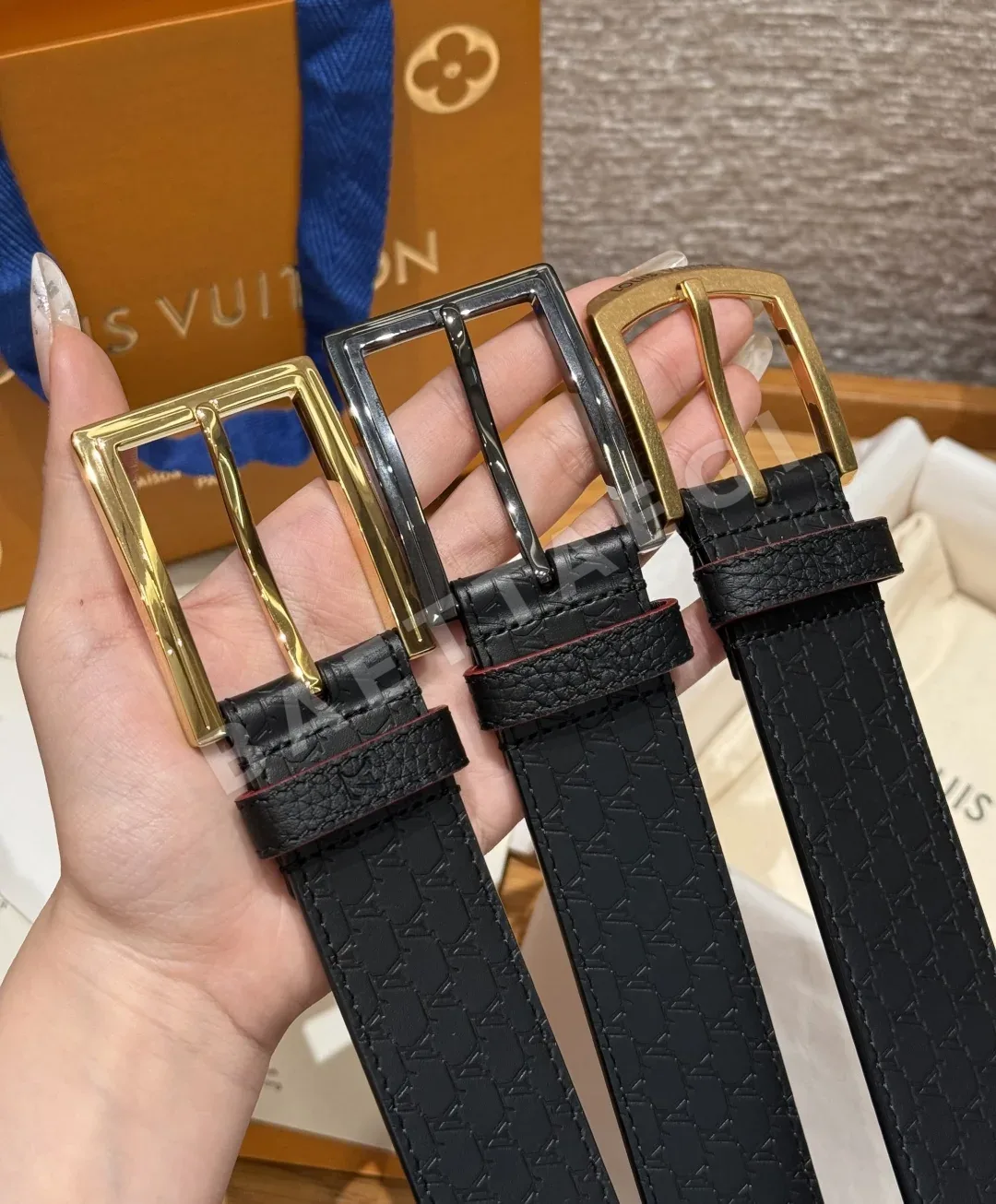 루이비통 35mm 핀버클 가죽 벨트 상세 이미지 2