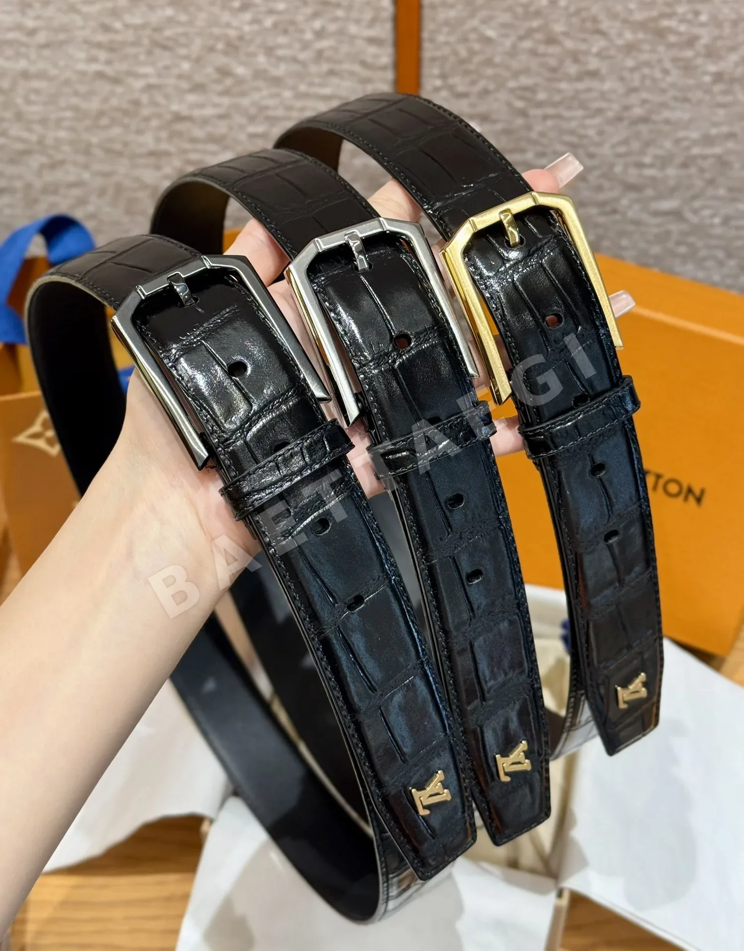 루이비통 악어 패턴 가죽 벨트 상세 이미지 2
