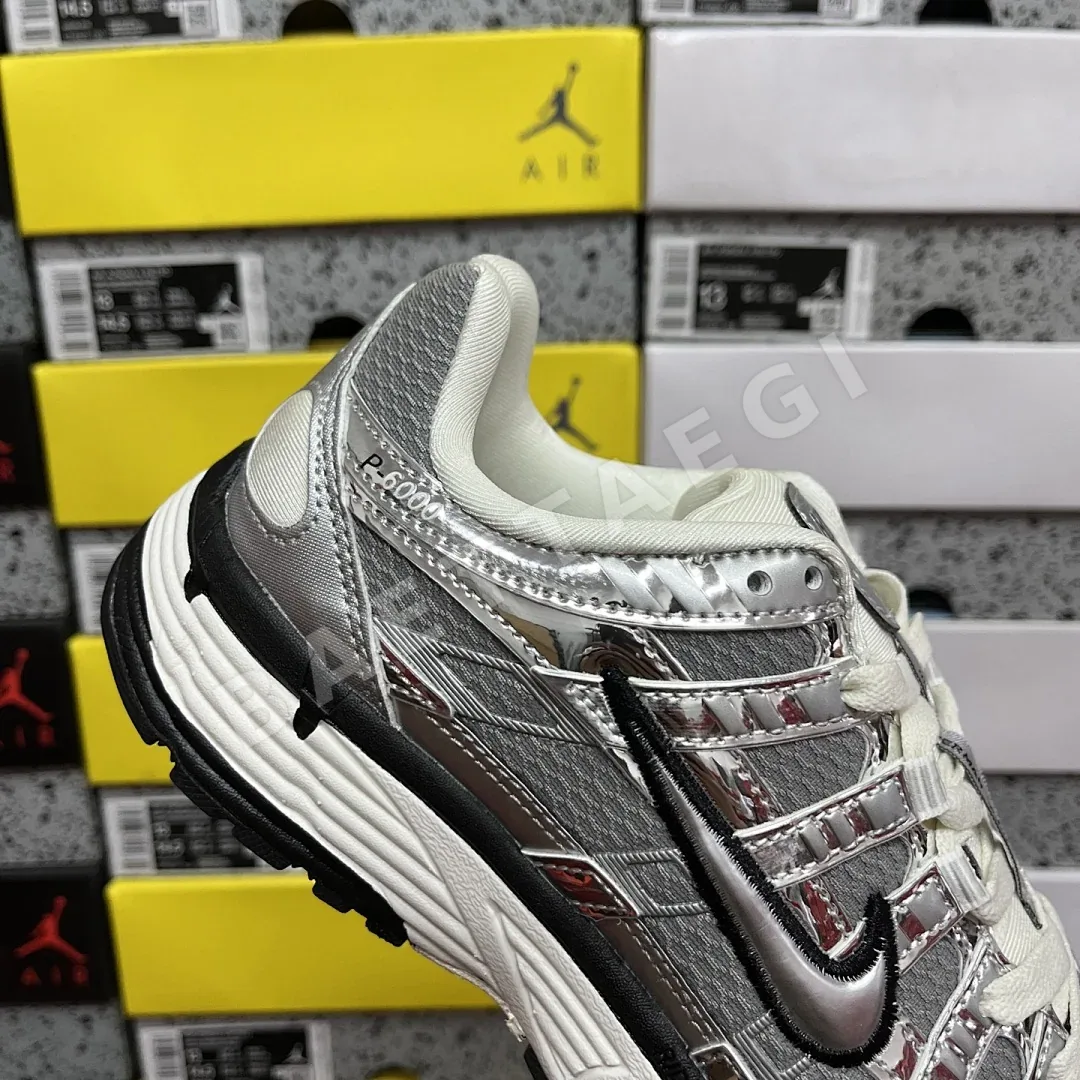 나이키 [PE] P 6000 CN0149-001 201172 Nike P-6000 Metallic Silver 상세 이미지 3