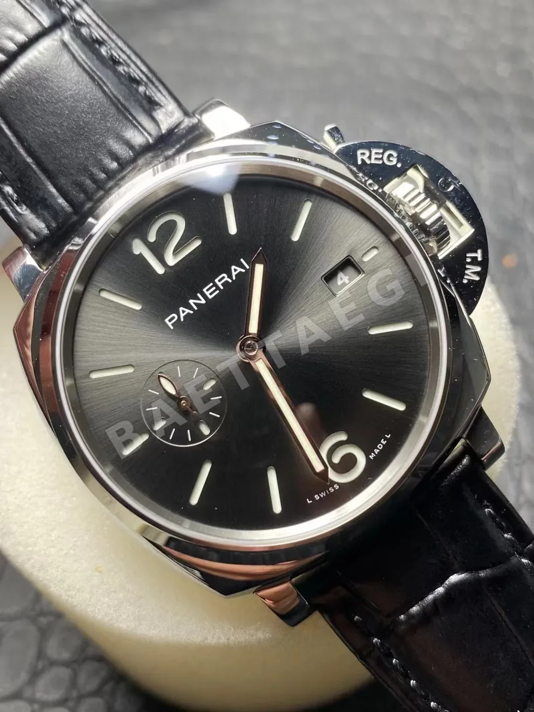 파네라이 PAM1250 시계 상세 이미지 3