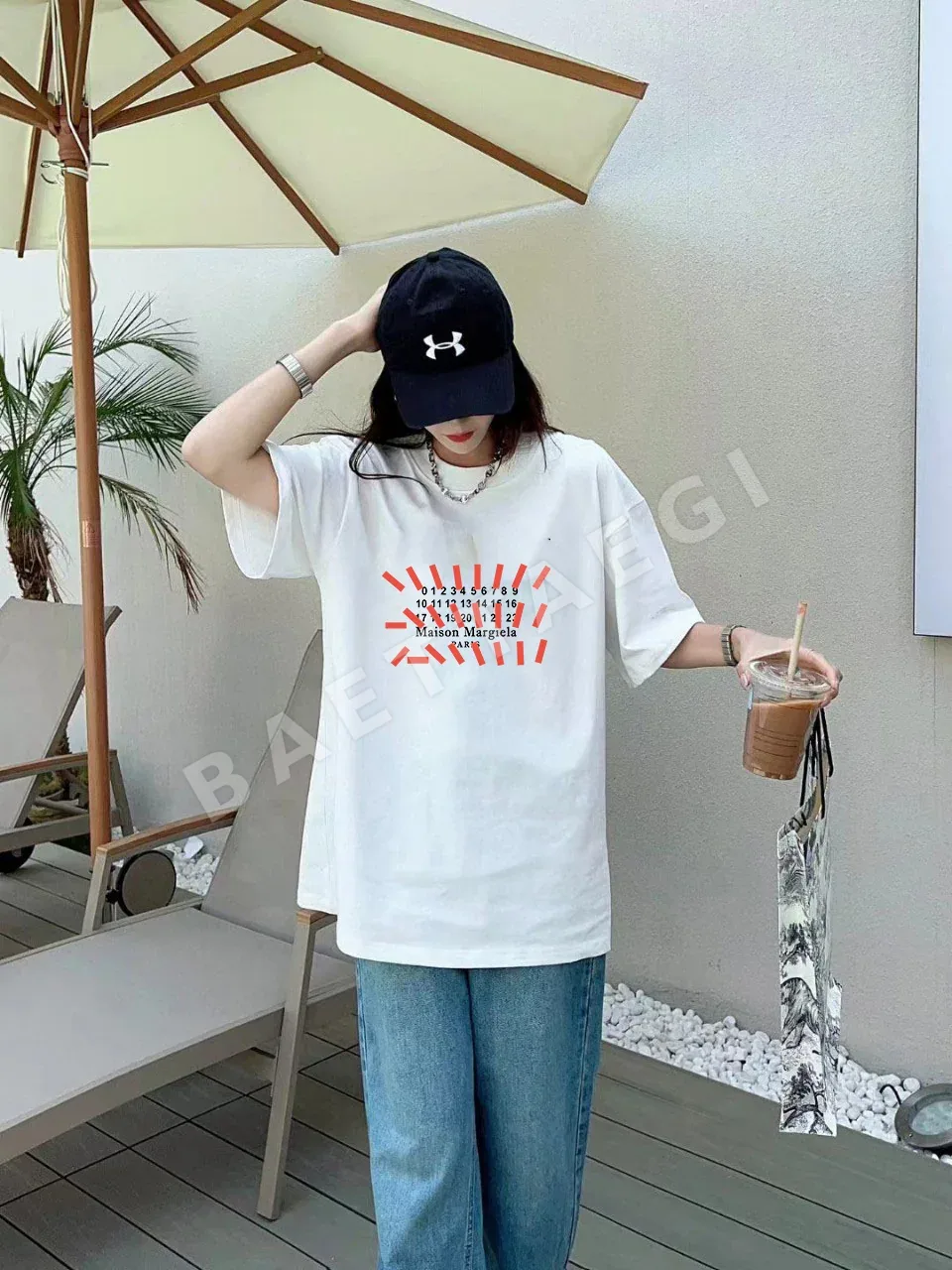 마르지엘라 로고 프린트 여성 면 크루넥 반팔 티셔츠 상세 이미지 9