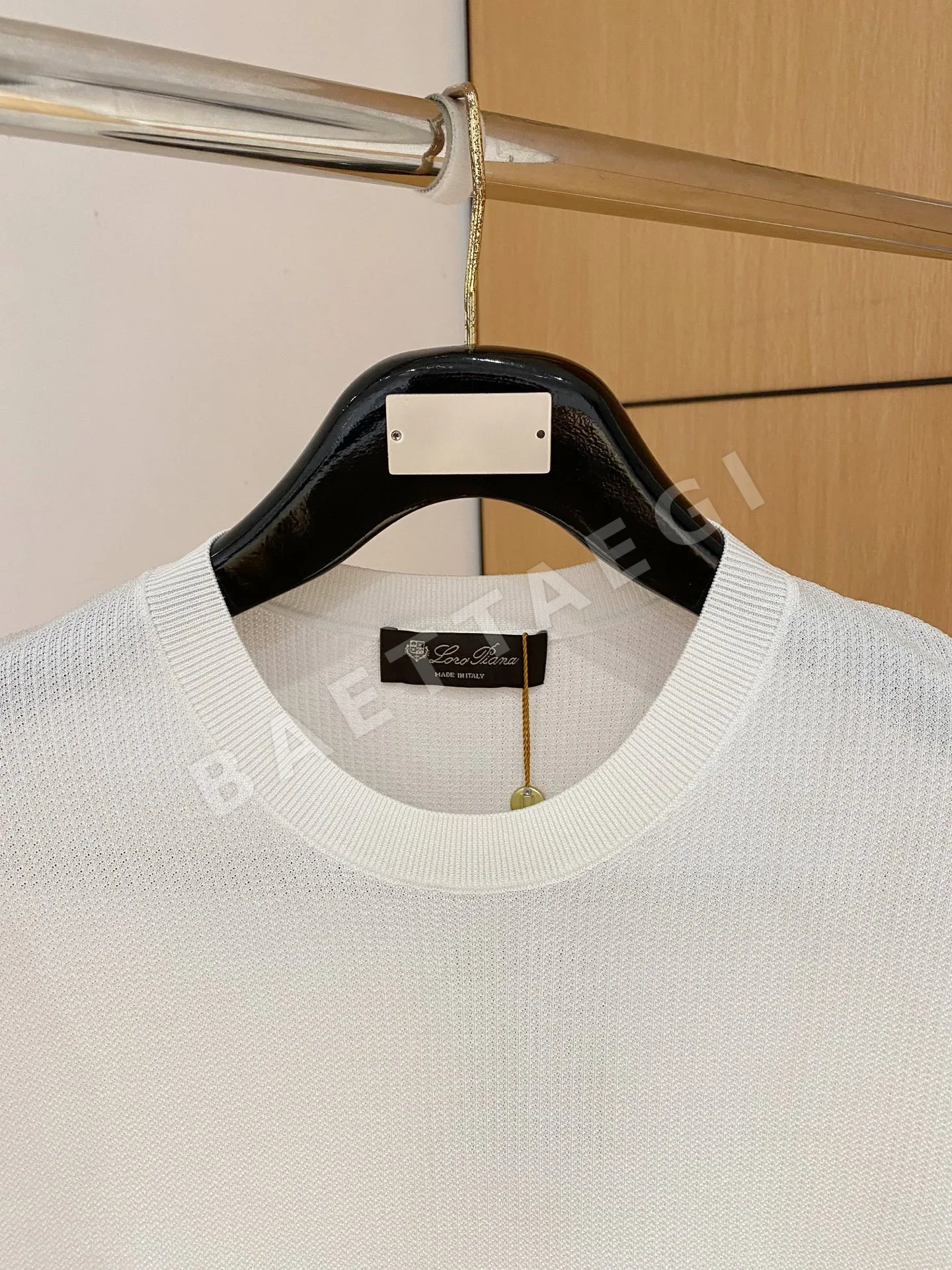 로로피아나 남성 린넨 반팔 티셔츠 상세 이미지 3