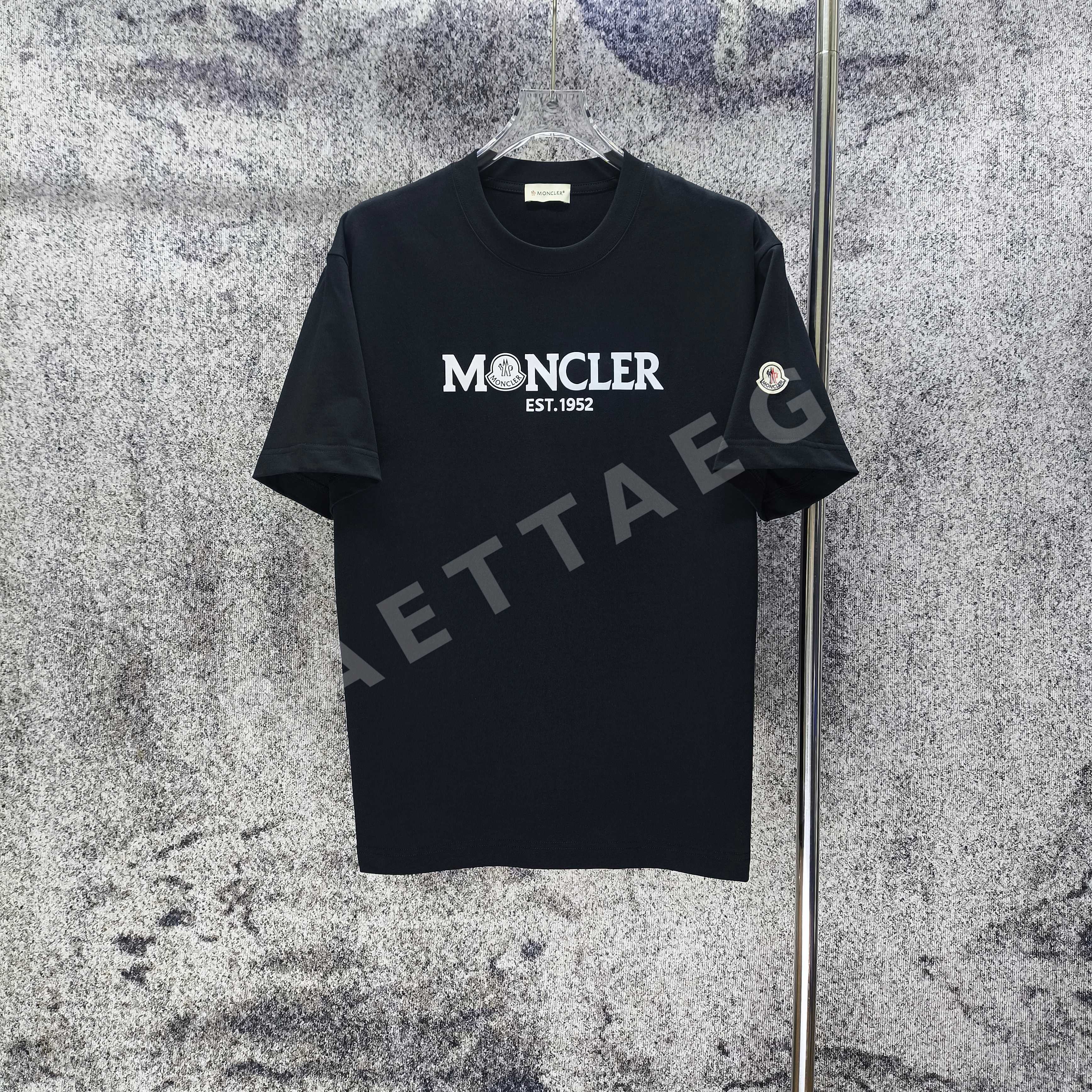 몽클레르 플로키 가공 레터 프린트 반팔 티셔츠 88835