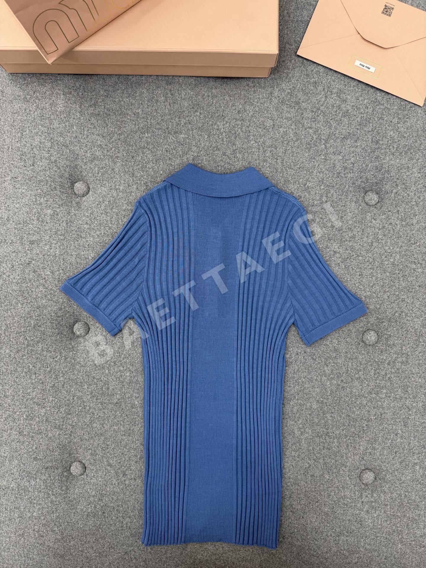 미우미우 울 폴로 카라 반팔 티셔츠 상세 이미지 7