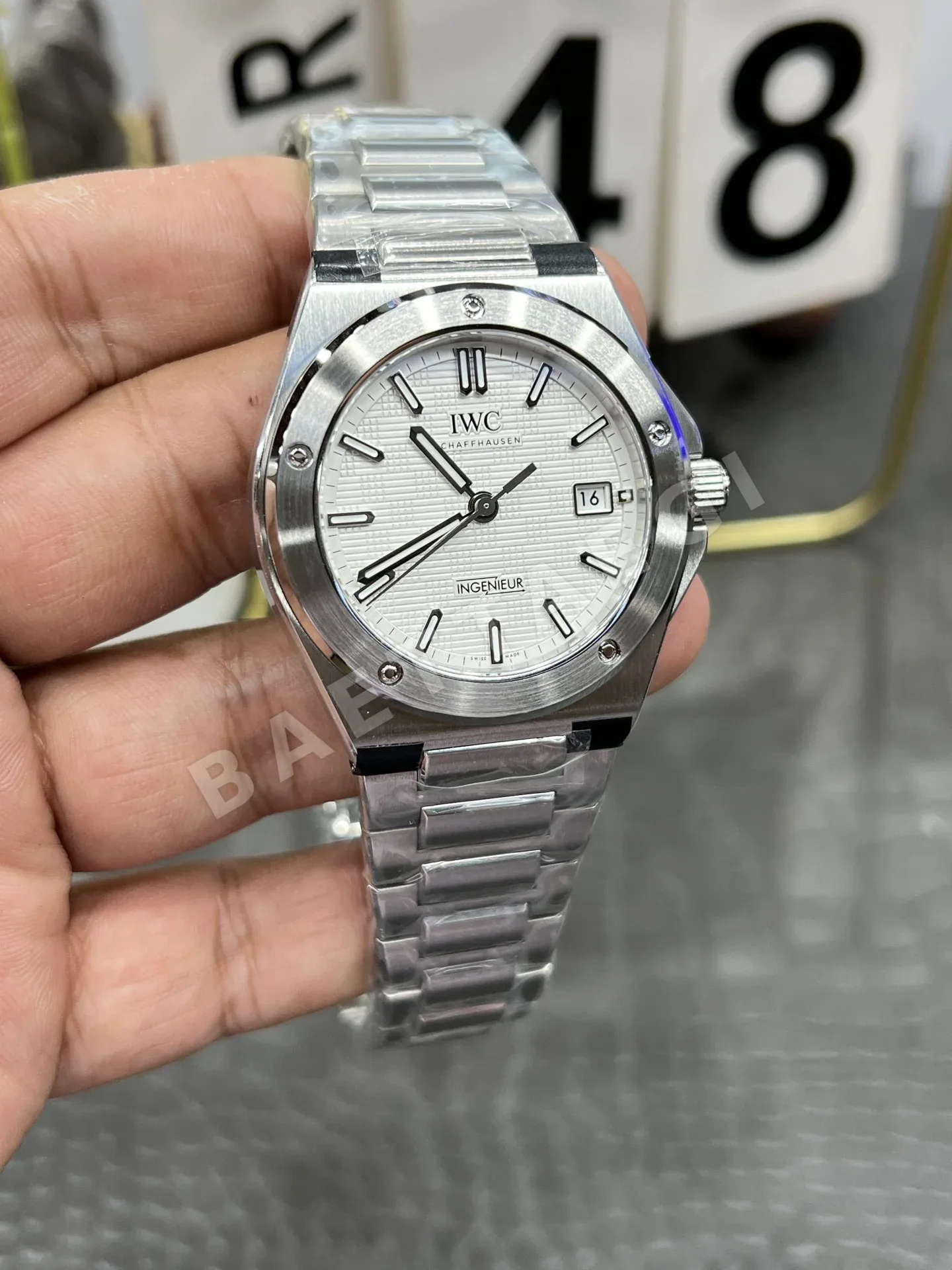 IWC 인제니어 자동 시계 상세 이미지 4