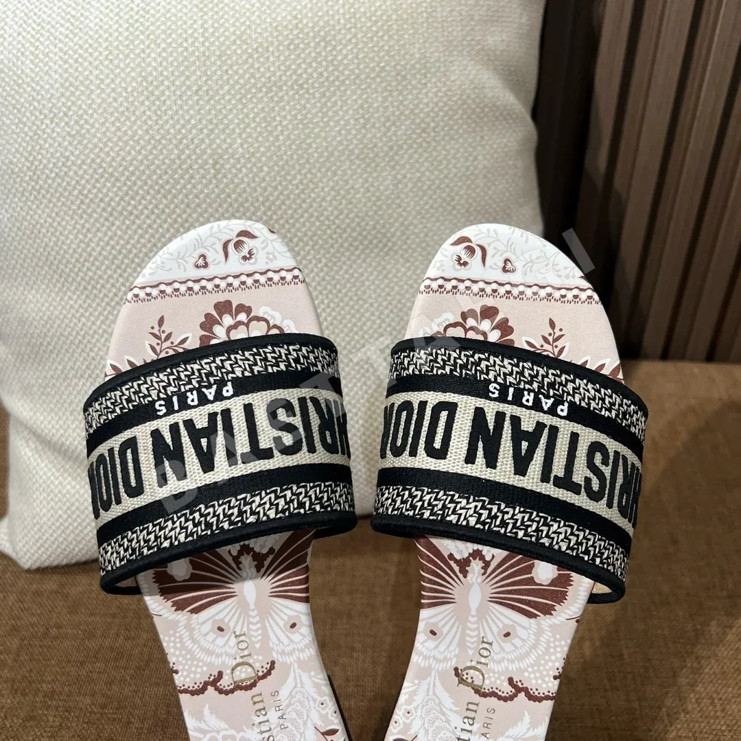 디올 자수 캔버스 슬리퍼 상세 이미지 9