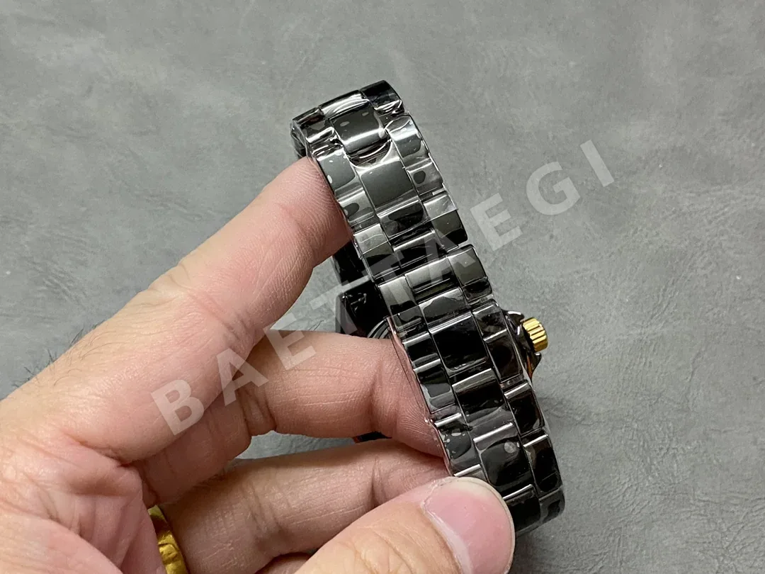 샤넬블랙 세라믹 18K 골드 여성 시계 상세 이미지 8