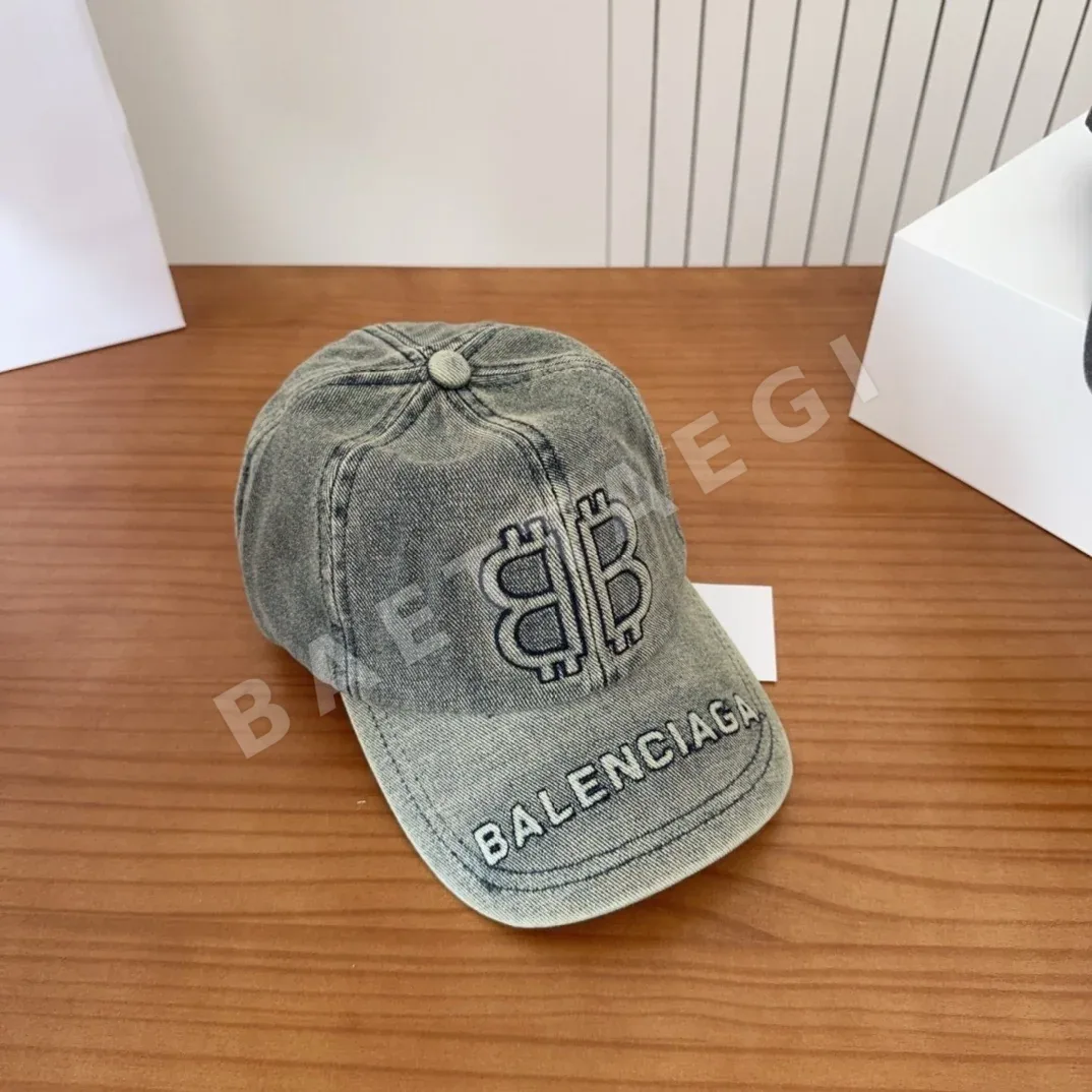 발렌시아가 자수 레터 베이스볼 모자 상세 이미지 5