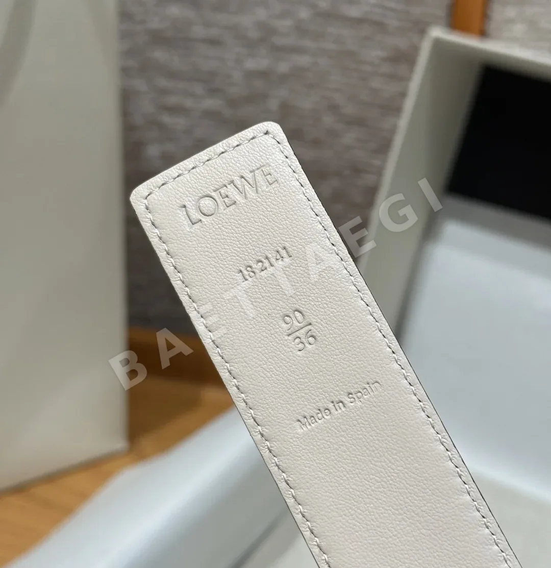 로에베 아나그램 메탈 버클 리버시블 송아지가죽 벨트 상세 이미지 10