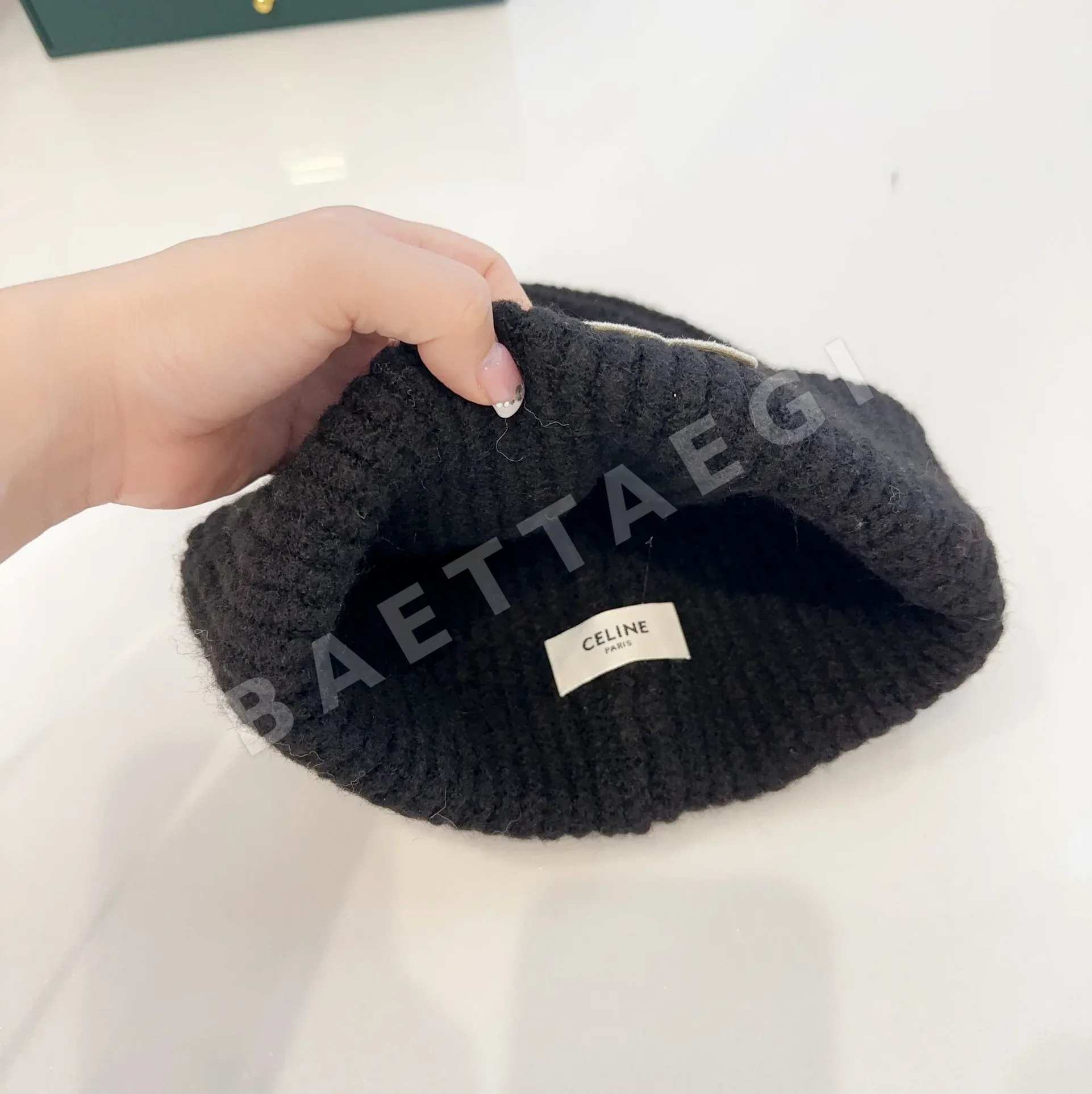 셀린느 양면 니트 모자 상세 이미지 4